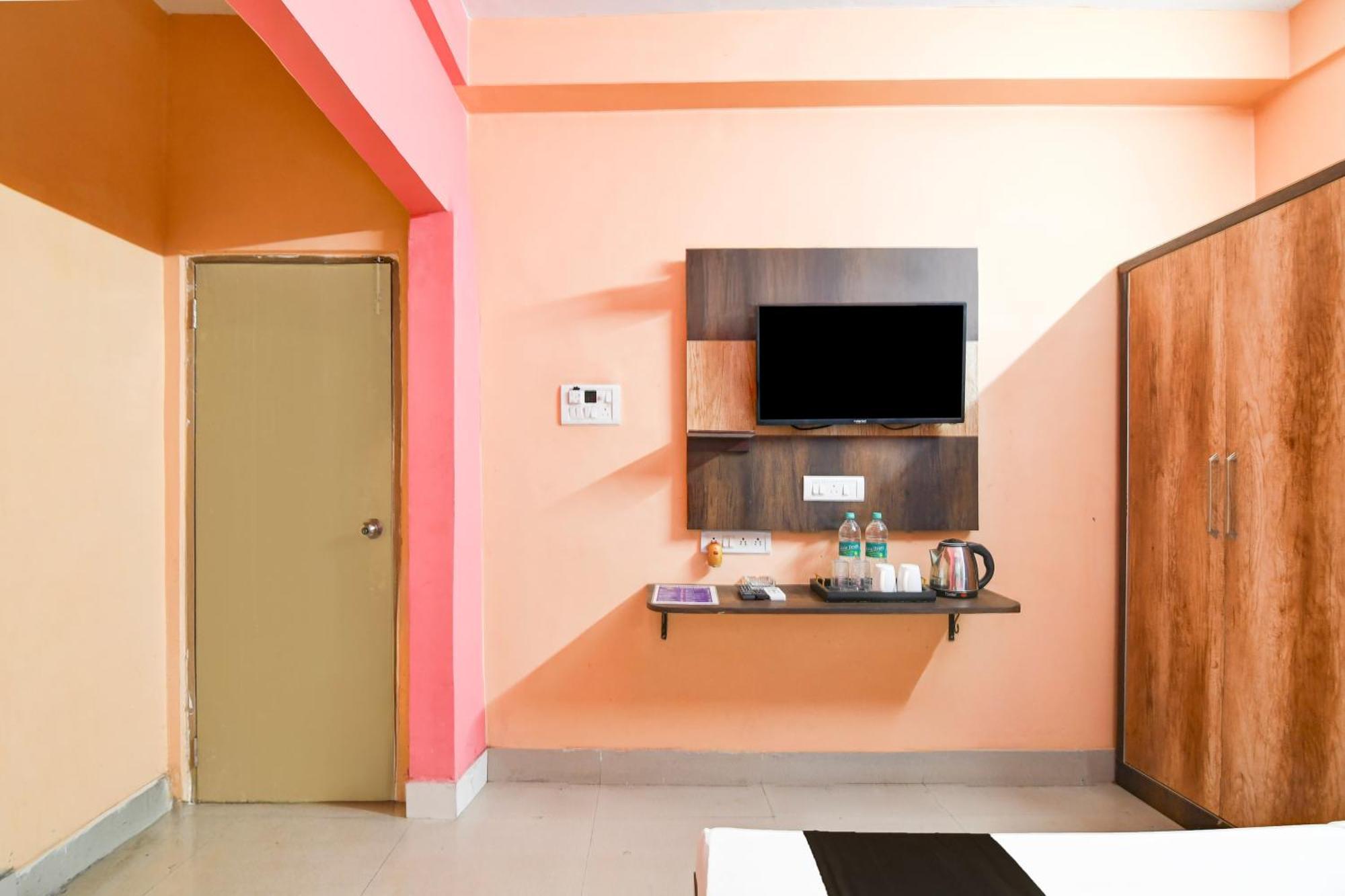 Hotel O Survey Park Jadabpur Экстерьер фото