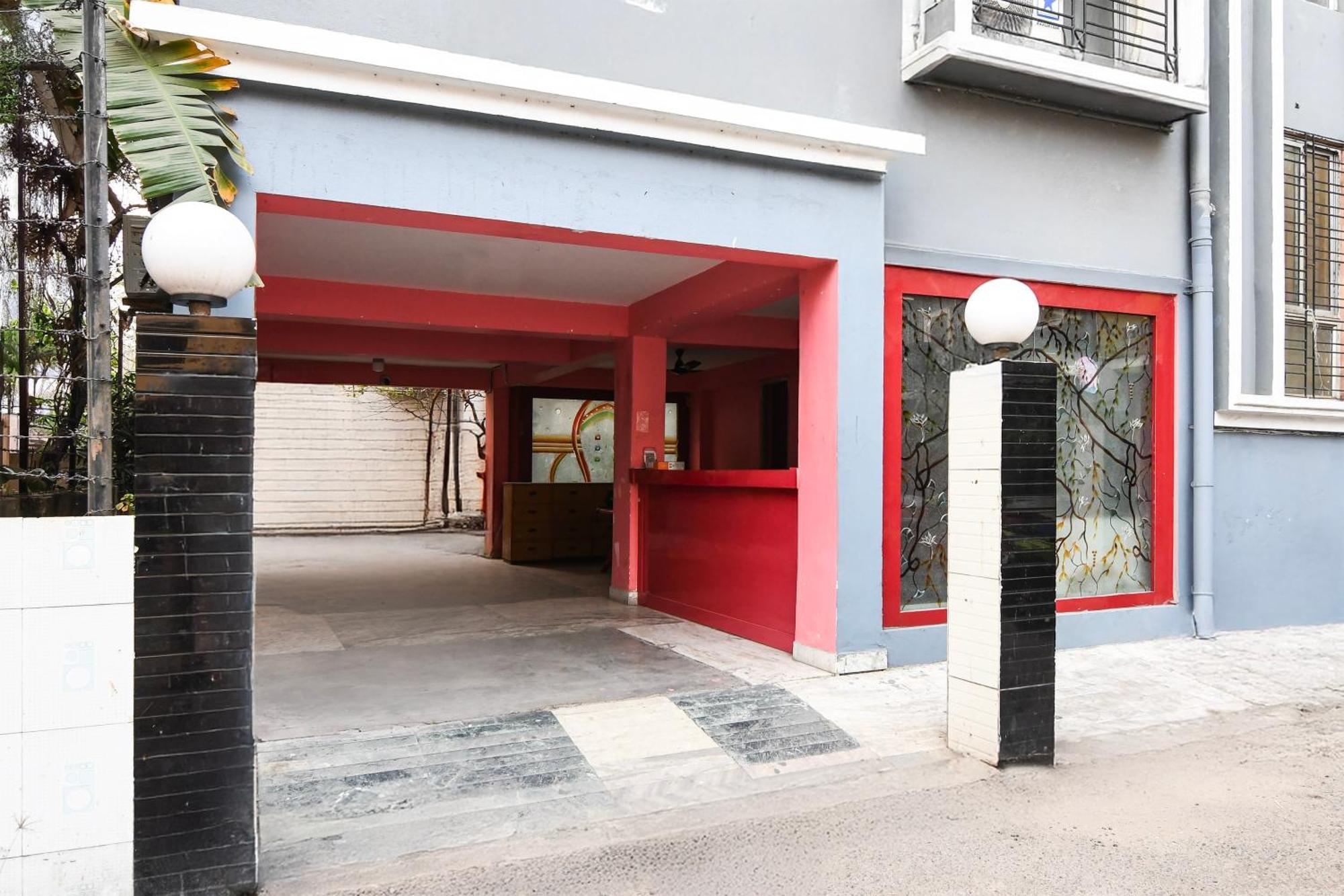 Hotel O Survey Park Jadabpur Экстерьер фото